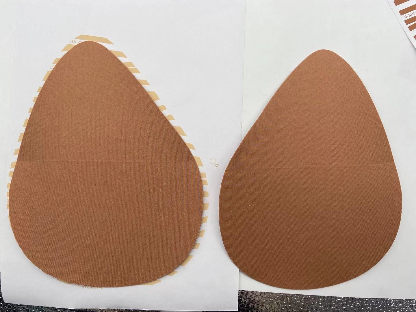 Four-side elastic breast lift patch